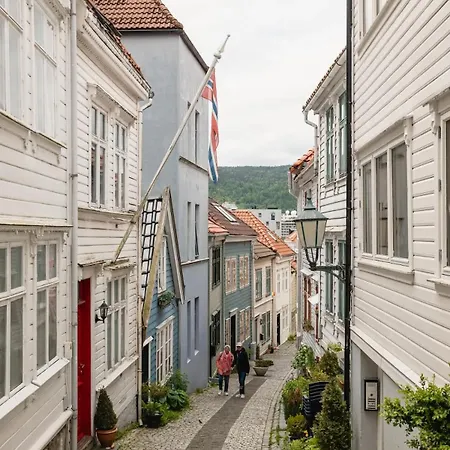 Dinbnb Homes I Idyllically Located 4-bedroom Feriehus *