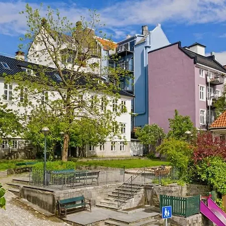 Holiday home Dinbnb Homes I Idyllically Located 4-bedroom *