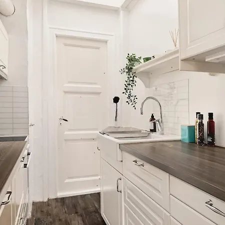 Ferienhaus Dinbnb Homes I Idyllically Located 4-bedroom *