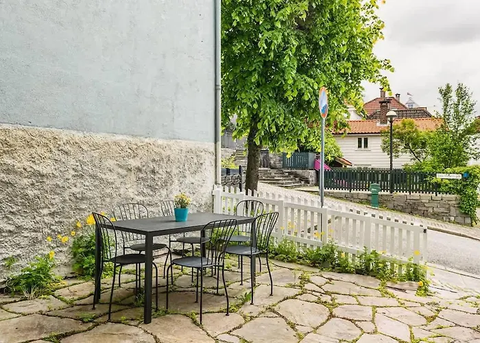 Dinbnb Homes I Idyllically Located 4-bedroom Holiday home