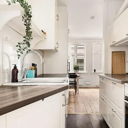 Dinbnb Homes I Idyllically Located 4-bedroom * Берген