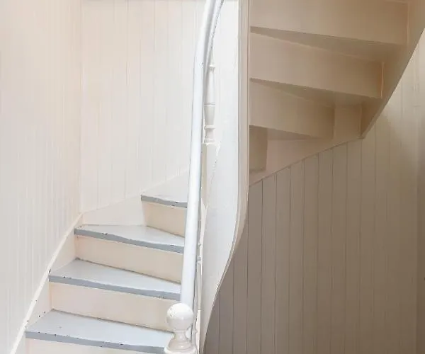 Dinbnb Homes I Idyllically Located 4-bedroom Bergen