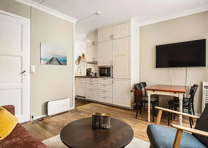 Dinbnb Homes I Idyllically Located 4-bedroom *